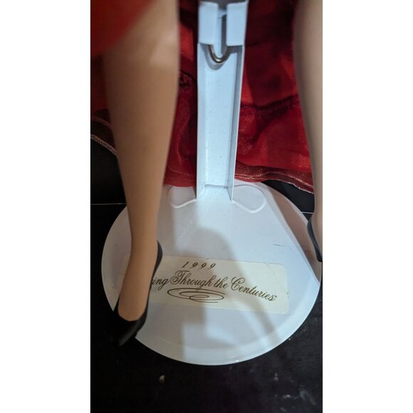 Brass Key 1999 Flamenco Doll Red Gown Dancing Through The Centuries 15” - Picture 8 of 9